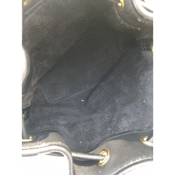 Dooney And Bourke Black Leather Drawstring Bag USA Bucket Crossbody Bag B000538 - Picture 3 of 9